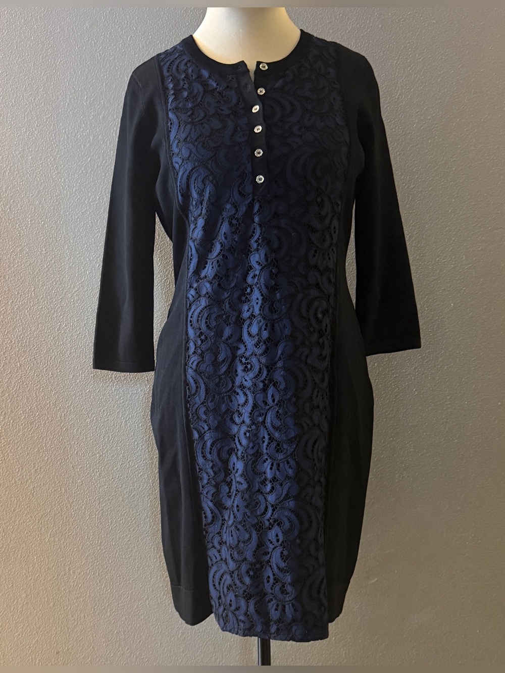 Tommy Hilfiger Navy and Black Lace Panel Shift Sweater Dress Size Large